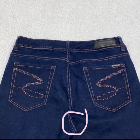 Seven7 Dark Wash Skinny Jeans(Size 12) - Picture 7 of 7